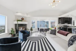 Hilltop Luxe Retreat | Sleeps 10 | City Views - Image 3