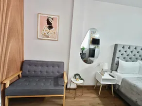 Loft 15 minutes from the airport and mall - Image 5