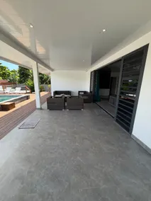 Spacious 3-bedroom house with pool in Papeari - Image 4