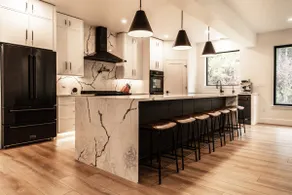 New Luxury Master Spa | Chef's Kitchen | Hot Tub - Image 2