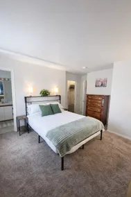 Clean 2BR Near AFB & Hospital | Fast WiFi + Quiet - Image 4