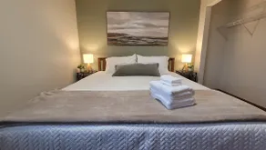 3 King Beds, TV in Every Bedroom, Fully Updated! - Image 3