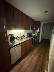 Modern Apartment at Ripley - Image 5