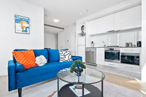 Quiet & Private 2BR, Parking Space, Gym, Library - Image 5