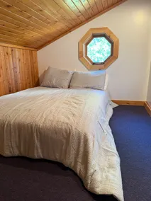 Peaceful House on Lake Eden- 30 min from Stowe - Image 3