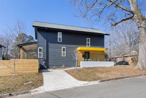 Luxury Hot Tub | 3BR Suites near Duke - Image 5