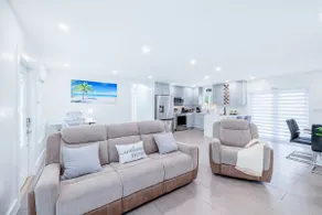 Miami Relax | Heated Pool | Family Getaway. - Image 5