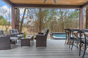 The Shady Chalet- Modern Cabin w/ Hot Tub - Image 2