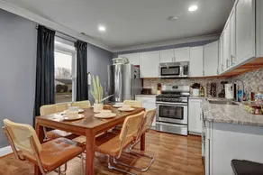 Single Level 3 BD/2 BA Home Madison Heights - Image 3