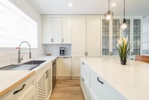 Renovated Greenfield Park 3BR •Near DT & Parks - Image 4