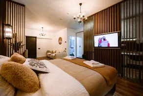 Eliss Studio Sinaia cu spa & piscina (contra cost) - Image 3