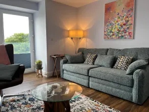 Briar Cliff Sea View Apartment - Image 3