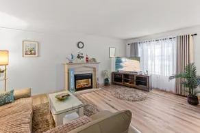 Spacious 3BR Warren Home Near GM Workspace Hub - Image 2