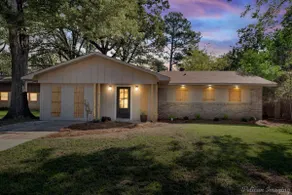 Crew Quarters - Sleeps 13 - Image 2