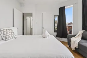Modern 2BR + Sofa Bed | Sleeps 6 | Free Parking - Image 4