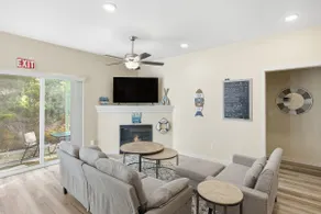 Oregon Coast Escape |Hot Tub+Game Room| Sleeps 10 - Image 5