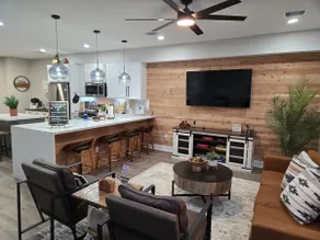 The Urban Cowboy Retreat - Image 3