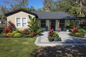 The Beautiful Lake House. St Cloud. Florida - Image 2