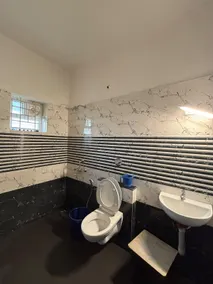 Spacious 3BHK Duplex Villa with minimal amenities - Image 4