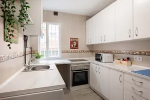 Peaceful 3BR near El Retiro - Image 3