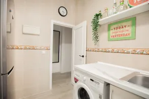 Peaceful 3BR near El Retiro - Image 4