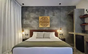 Boutique Room by the Beach - Image 4