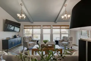 Lakeside Retreat! Sunset view remodeled + new dock - Image 4