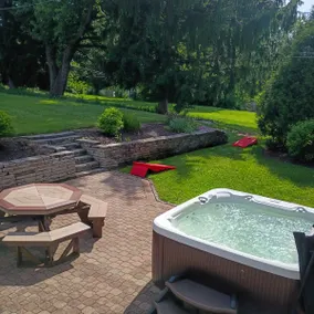 Cliffside Cottage - Cozy Home w/ Hot Tub - Image 2