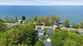 Eriesistable Escape | Lake Views + Hot Tub - Image 3