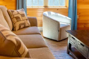 Cozy Cabin - Image 5