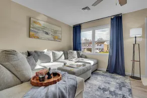 *NEW*Townhome w/ Parking, Fire Pit & Grill - Image 2