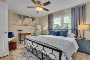 *NEW*Townhome w/ Parking, Fire Pit & Grill - Image 3