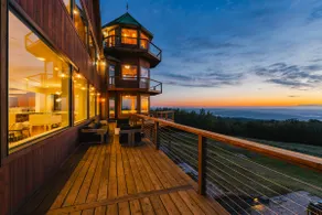 The Watchtower | Pool, XL Hot Tub, Views & Privacy - Image 3