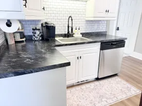 Charming Newly Remodeled Getaway | Walk to SRU - Image 4