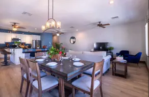 Riverwalk Retreat, Lively Downtown Vibe - Image 2