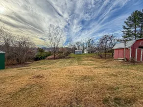 Cozy 3BR Across from Hospital, Pet OK, Walk to DT - Image 4