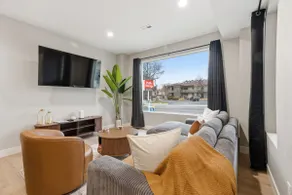 Furnished 3BR Near Hospitals & Downtown|30+ Nights - Image 4