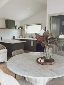 Peaceful Gold Coast Guesthouse with Spa, Retreat - Image 2