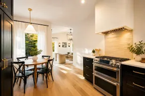 Luxury Cottage Escape | 2 King Beds + Fire Pit - Image 3