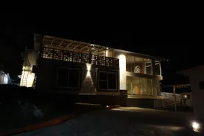 yERI-Modern Heritage Villa & Brew on Coffee Trails - Image 4