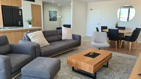 Huntington Apartment in Rouse Hill Shopping Centre - Image 2