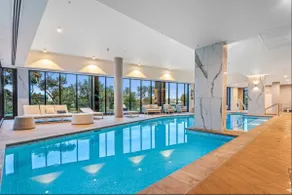 Resort-Style 3BR Near CBD with Courtyard - Image 3