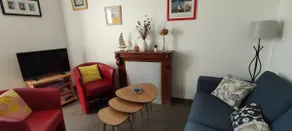 Sea view, beach 50m away, enclosed garden - Image 4