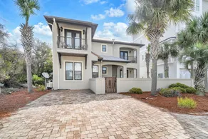 5 BD Miramar Beach House| Walk to the Beach + Pool - Image 2