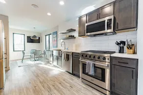 Stadium Suites · Private 3BR · Ann Arbor U-M - Image 3