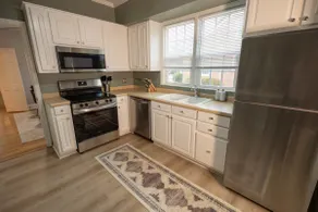 Walkable Vidalia Retreat - Image 5