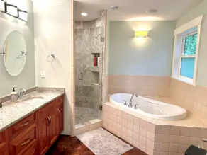 Large ocean view family retreat - Image 4
