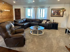 Eagar retreat in the White Mountains - Image 3