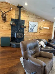 Eagar retreat in the White Mountains - Image 2
