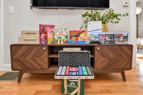 LUX NEW-2 FREE Parkings | Harvard | MIT |Game Room - Image 3